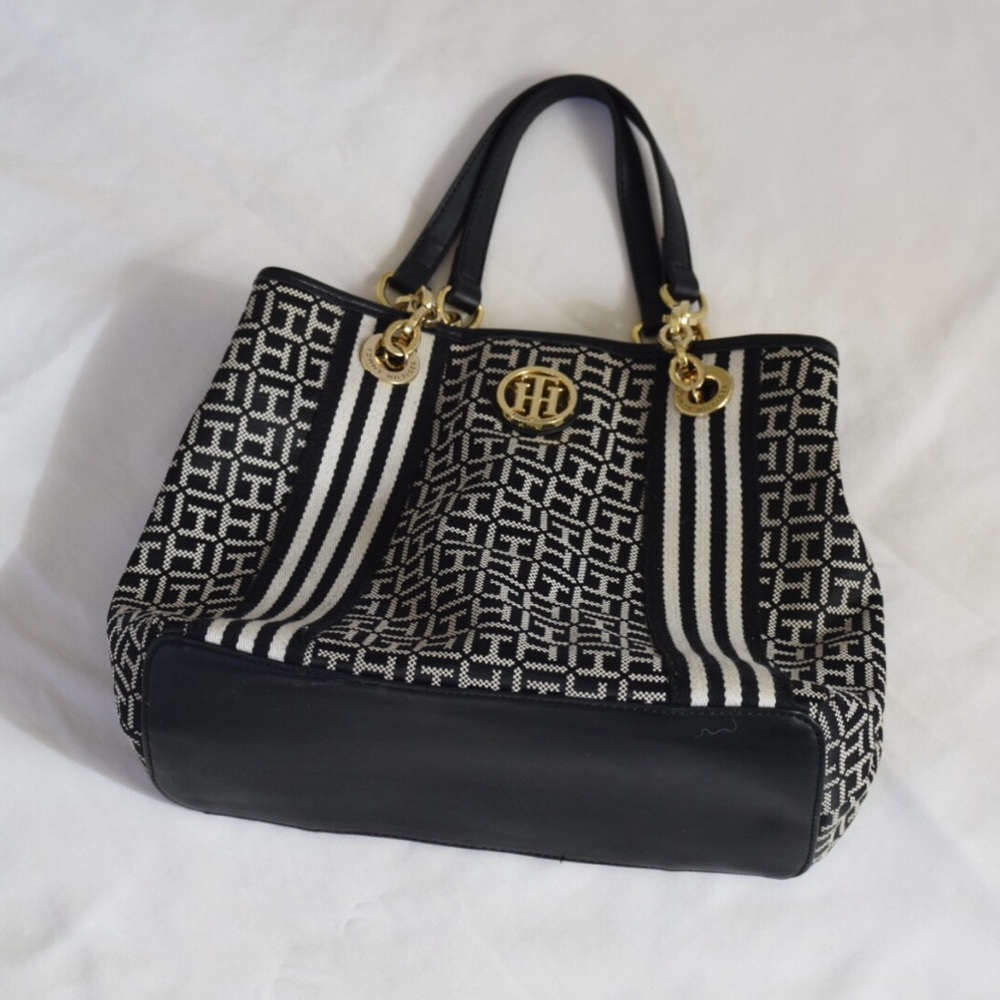 {Tommy Hilfiger} Jacquard Tote Bag